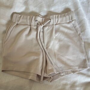 Cable & Gauge Drawstring Shorts - Cream